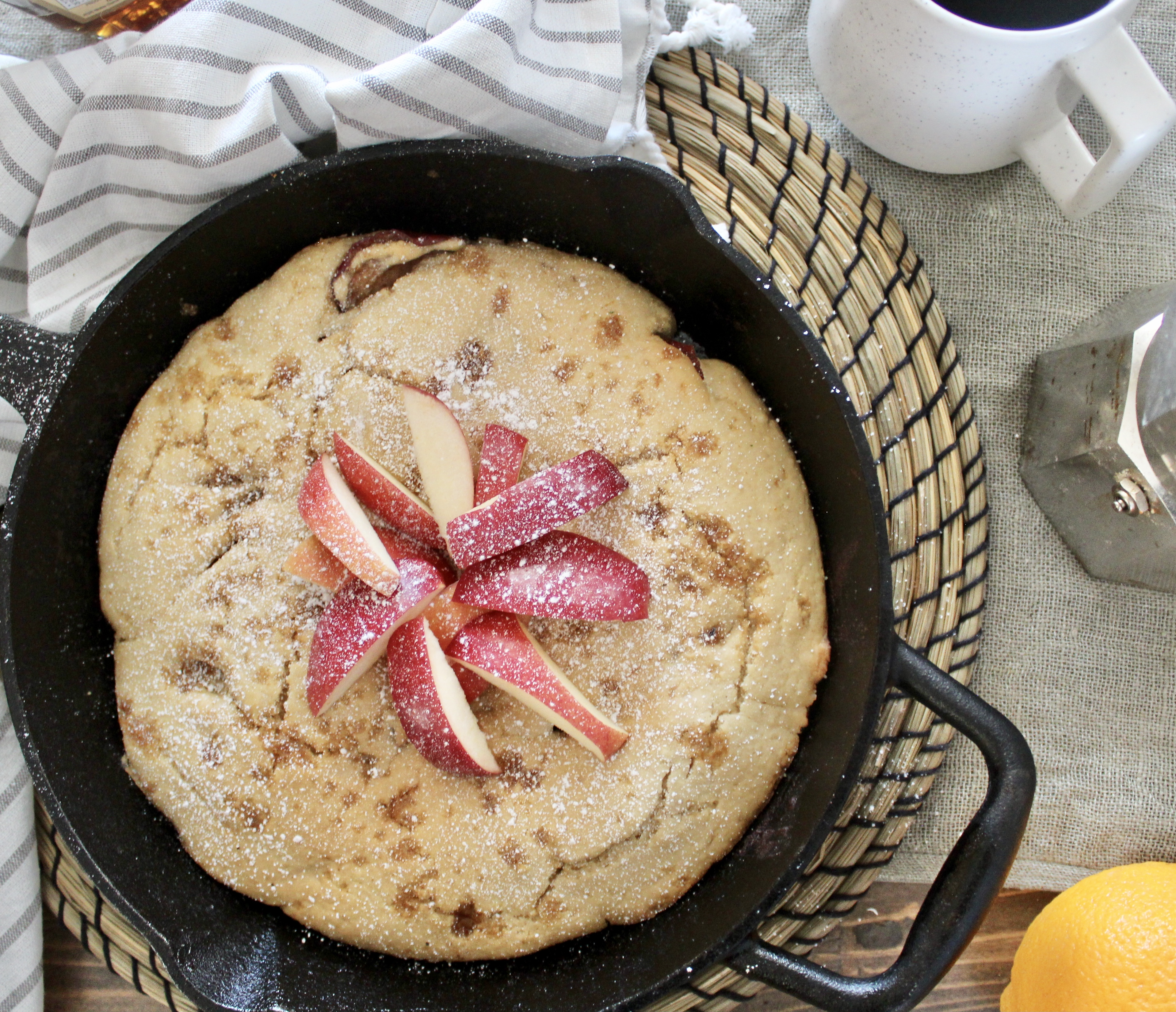 Apple Skillet Pancake